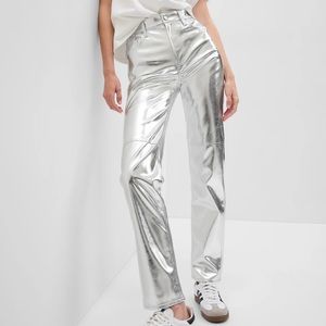 High Rise Faux-Leather Cheeky Straight Jeans (NEVER WORN) size 27 TALL